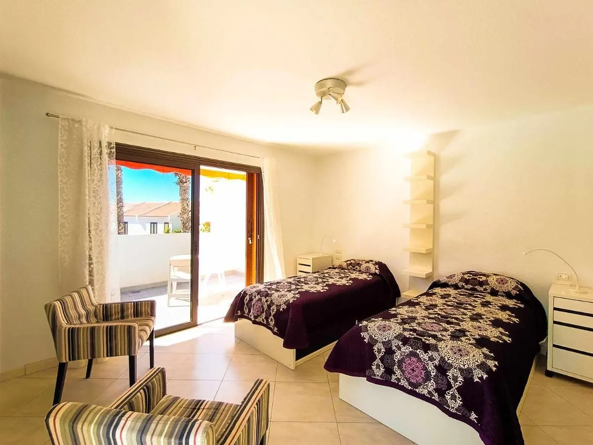 Rentaliday Brisas Del Atlantico Playa de las Americas  0*, Playa de las Americas (Tenerife)